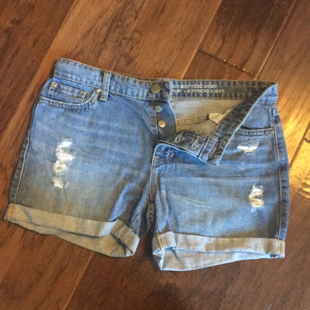 Gap, sexy boyfriend short